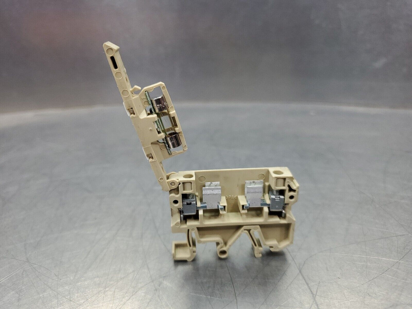 Weidmüller ASK 1 500V Terminal Block.                                      4D-8