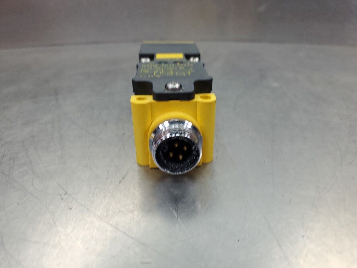Turck Proximity Switch Sensor Ni20NF-CP40-VP4X2.                           5E-14