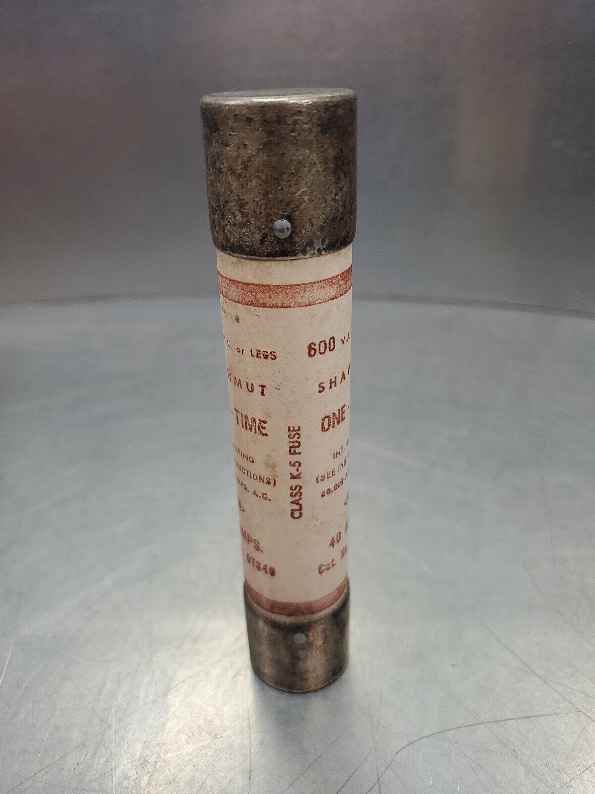 SHAWMUT OTS40 600VAC 40 AMP ONE-TIME FUSE.                                    4D