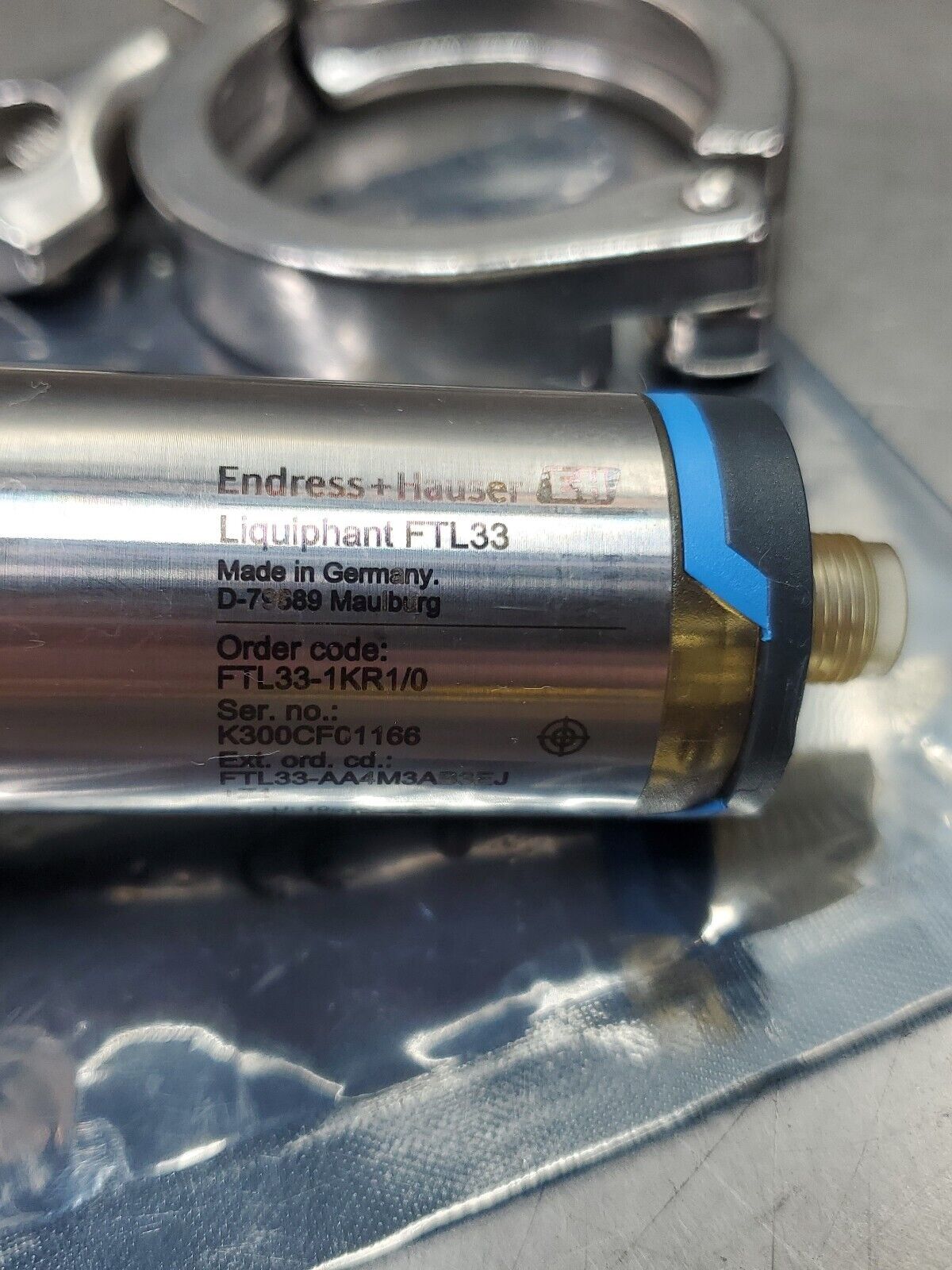 Endress & Hauser Liquiphant FTL33-1KR1/0 Point Level Switch.               6E-10