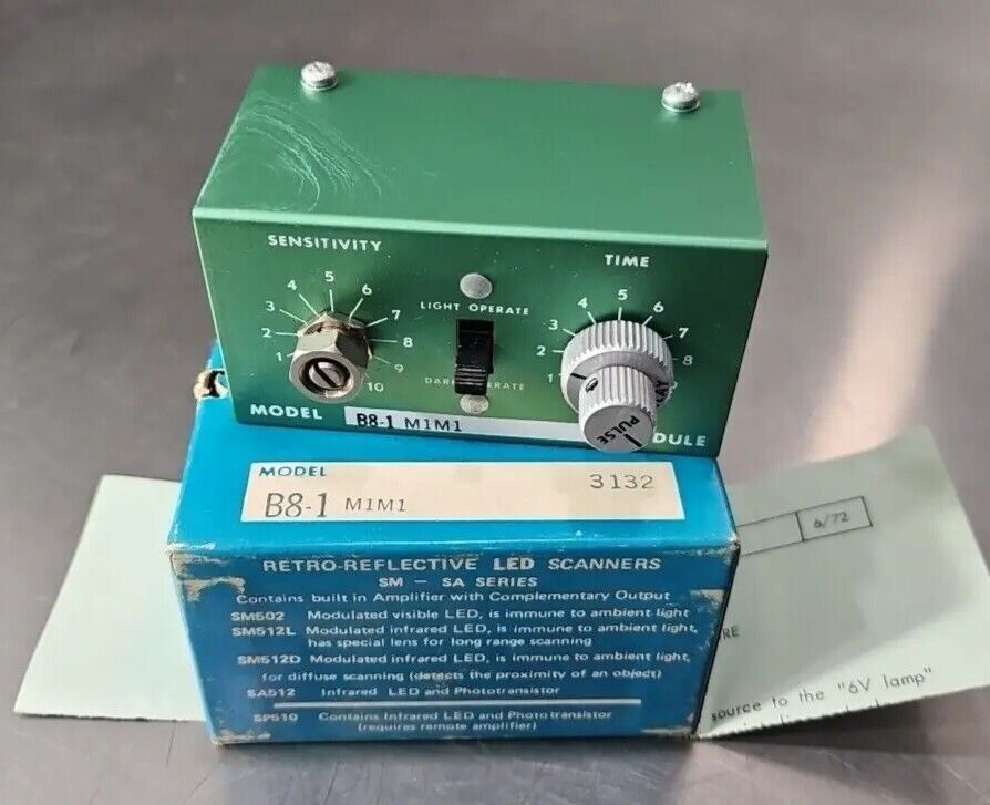 BANNER B8-1 PHOTOELECTRIC AMPLIFIER LOGIC MODULE.       Loc5D-24