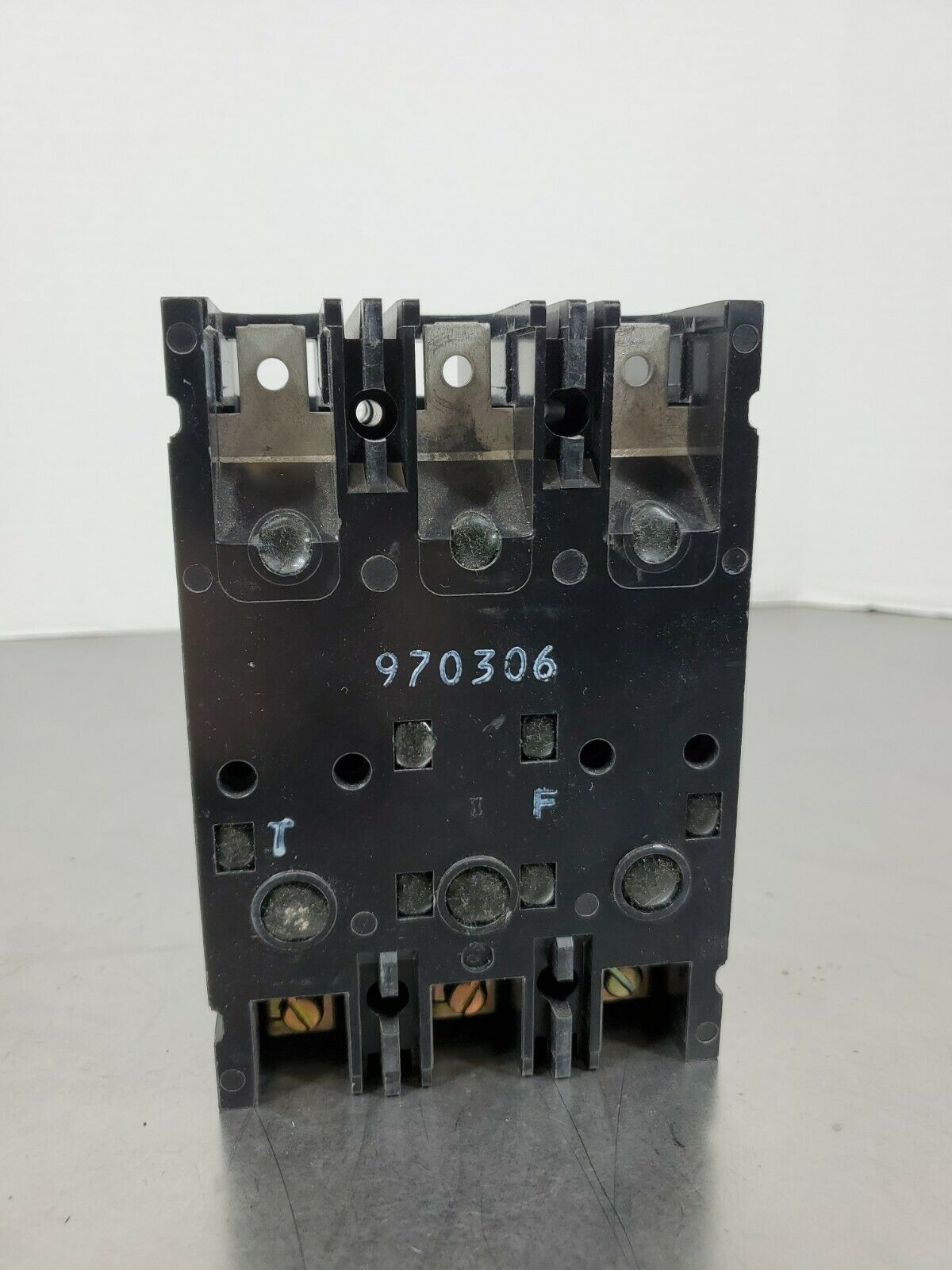 Eaton Culter/Hammer REA3020 20A, 3pole 240VAC 4E-3