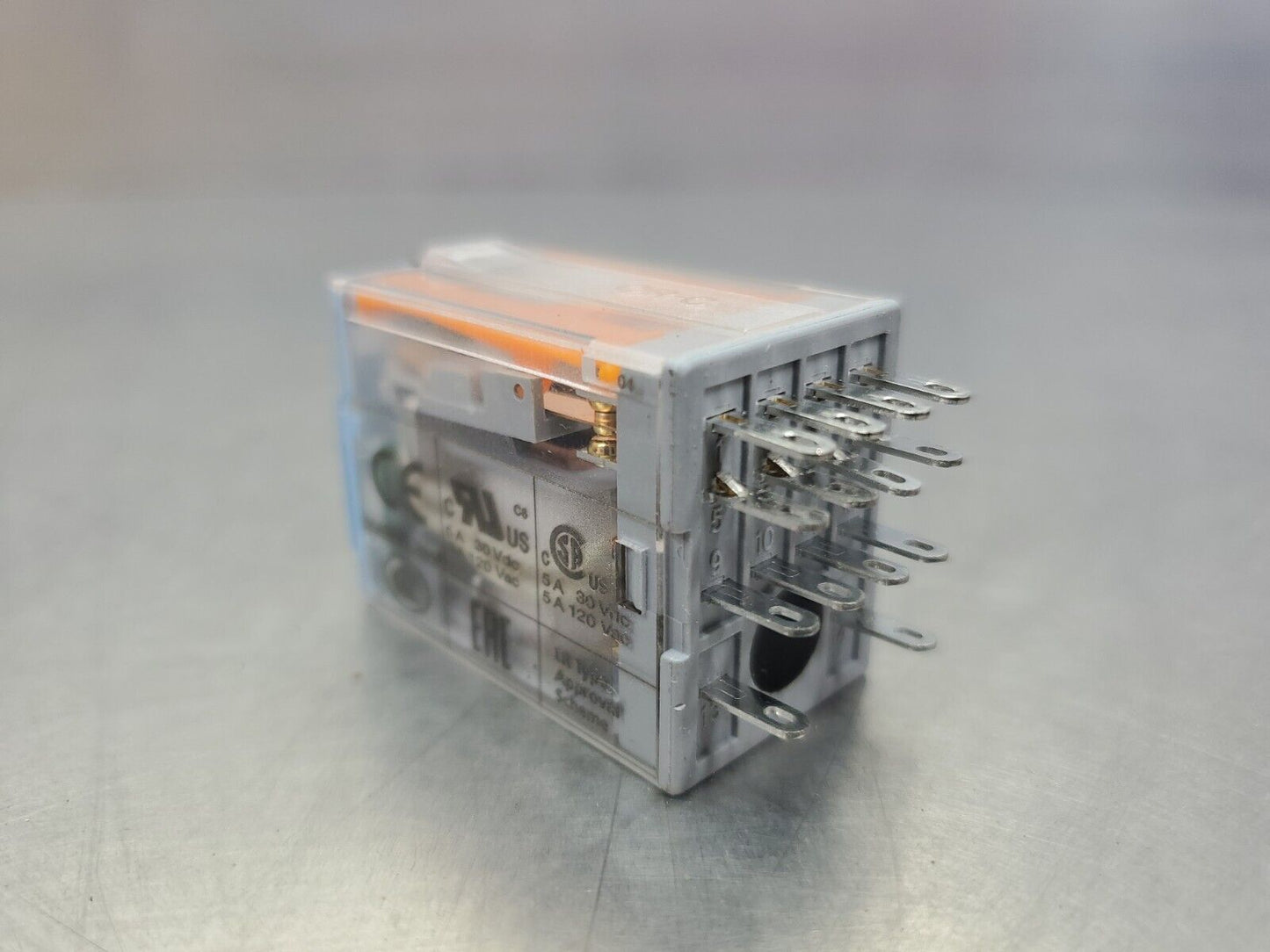 Releco C9-A41NX AC 1.5VA DC 0.9W Socket Mount Relay.                        4E-8