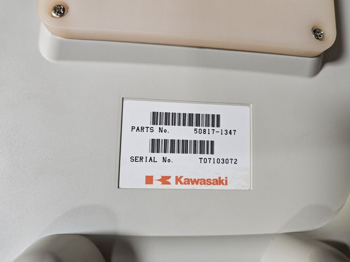 Kawasaki ZZX300S B Robot w/ D32F D001 CONTROL CAB/50817-1347 Teach PENDANT