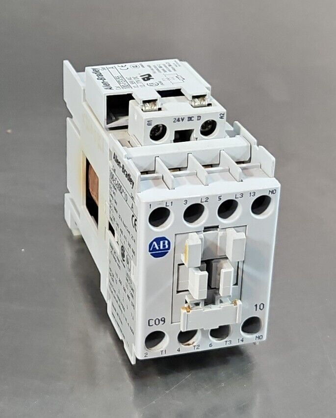 Allen-Bradley 100-C09D*10 with 100-FSV55/A. CONTACTOR.                     4D-19