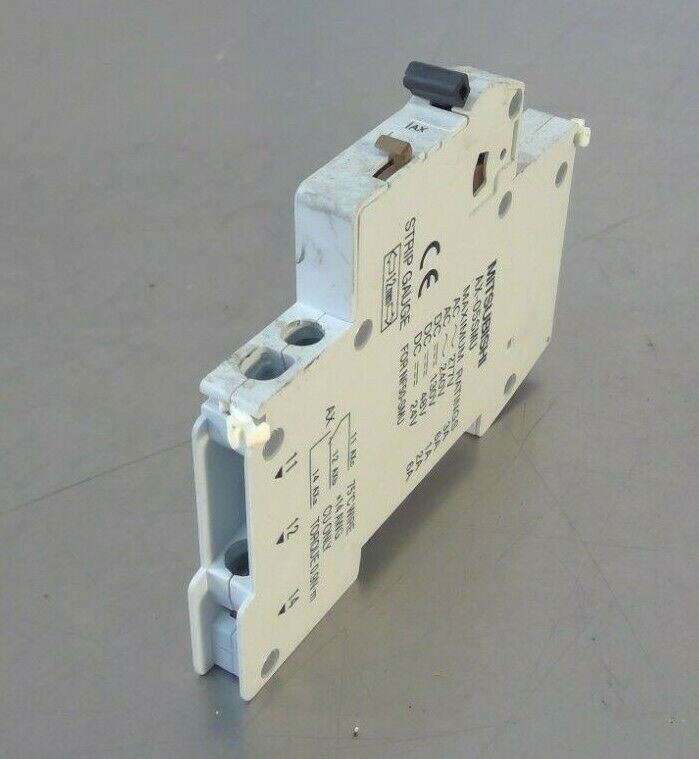 Mitsubishi Electric -  AX-05SMU  - Auxiliary Contact                          4D