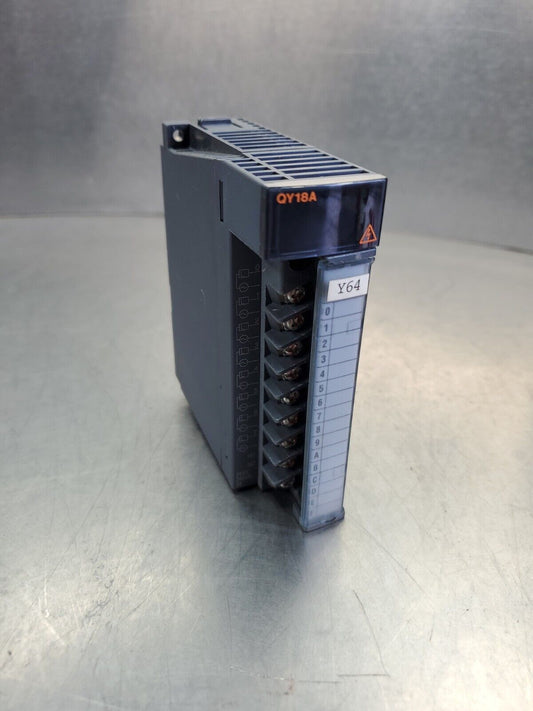 MITSUBISHI QY18A 24VDC 2A Output Module.                                   3E-43