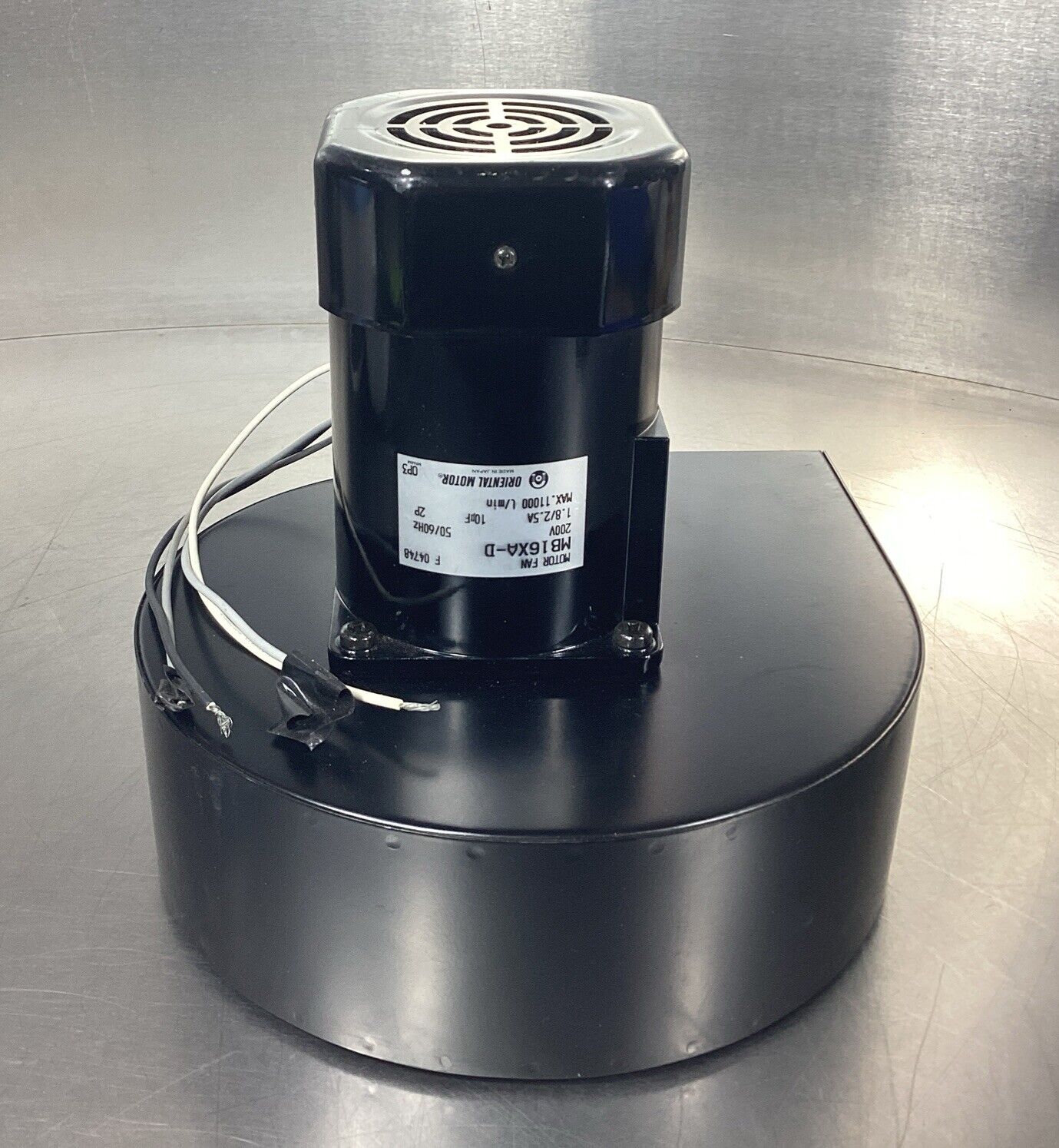 Oriental Motor  MB16XA-D  Fan AC200V 50/60Hz 1.8/2.5A       1D