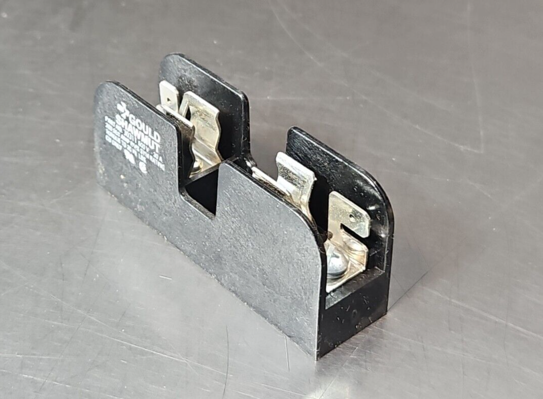 GOULD SHAWMUT 30311 FUSEHOLDER.           Loc4B23