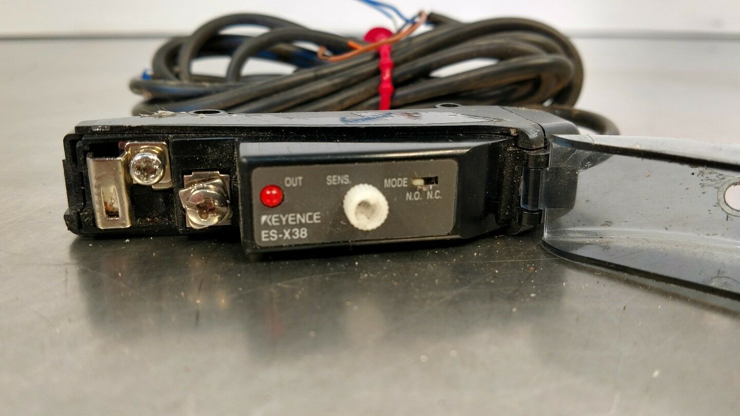 KEYENCE Photoelectric Sensor Amplifier ES-X38 BIN#3