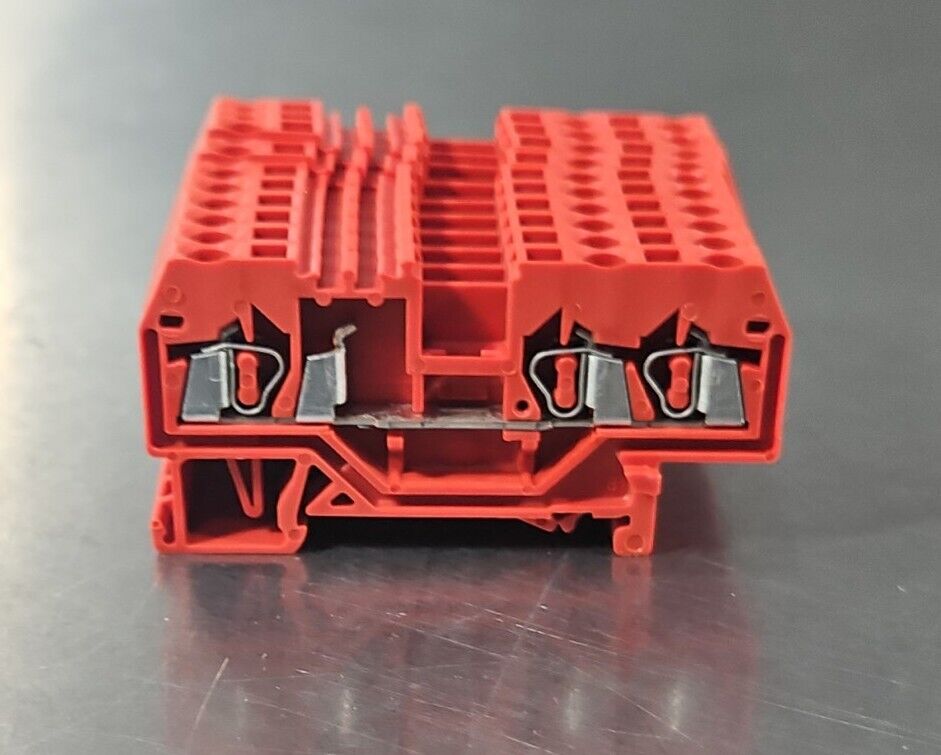 WAGO 280-653 Conductor Through Terminal Block - Lot of 36.              Loc3D-28