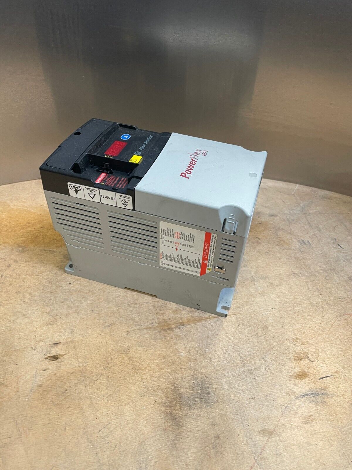 Allen Bradley PowerFlex 40P 22D-D2P3N104 - 3-Phase Variable Frequency Inverter