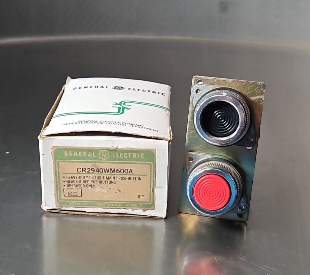 General Electric CR2940WM600A Push Button.                      Loc4C17