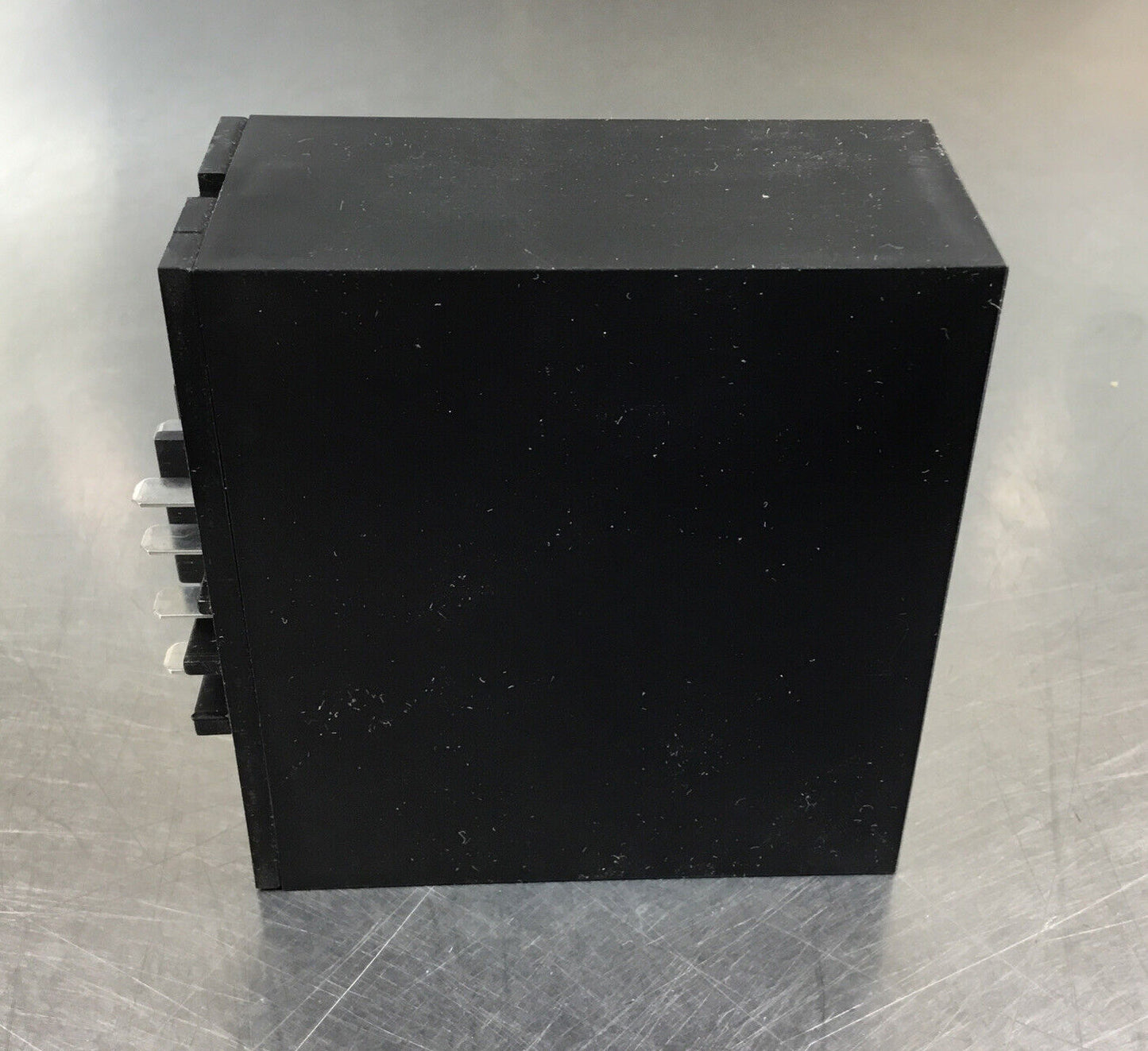 CARLO GAVAZZI / ELECTROMATIC  FFD-1550-700  8 Channel Monostable Transmit. 4B-1