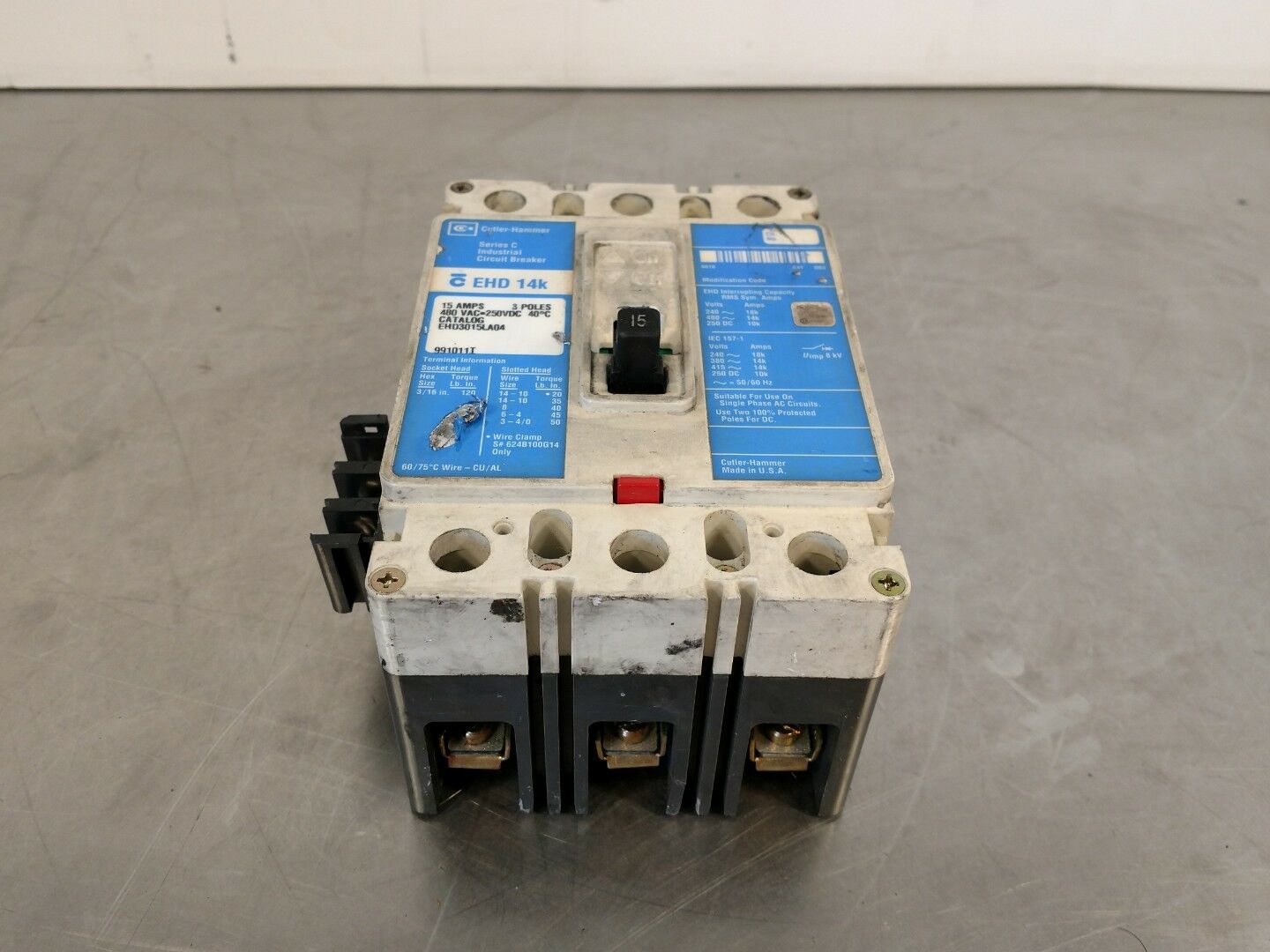 Cutler-Hammer EHD 14K Circuit Breaker 15 Amp Ser C - EHD3015LA04            4E-7