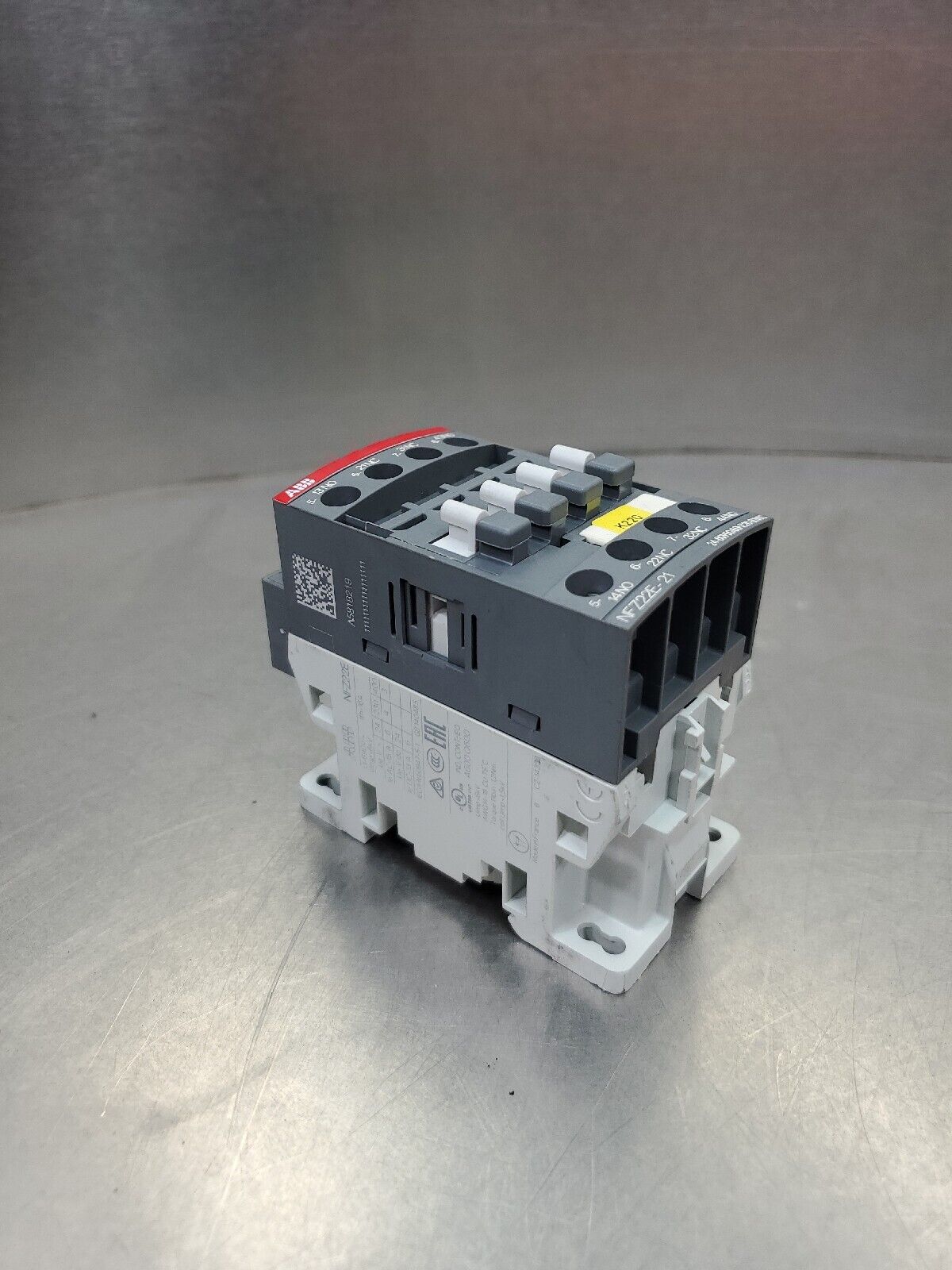 ABB NFZ22E-21 Contactor Type Intermediate Relay 24-60V 50/60Hz.               4H