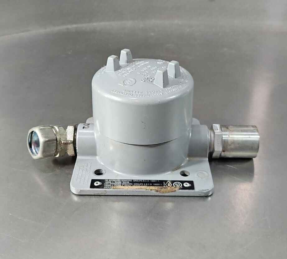 KILLARK SPI 17153A HAZARDOUS LOCATION SENSOR.                           6D-11