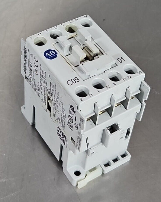 Allen Bradley 100-C09E*01 Contactor 600VAC, SER A.                      Loc4C-23