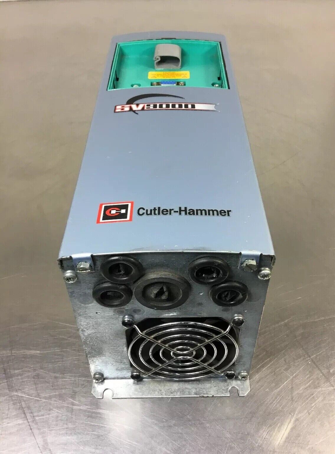 CUTLER HAMMER SV9F10AC-5M0B00 Drive 1.0HP 3Ph 440-500V 2.5/3.0A     1B