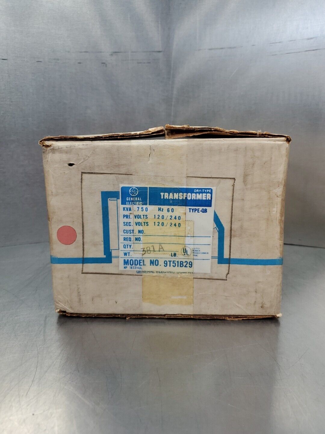 GE 9T51B29 .750kVA 60Hz TYPE-QB Transformer, 120/240V.                     4E-28