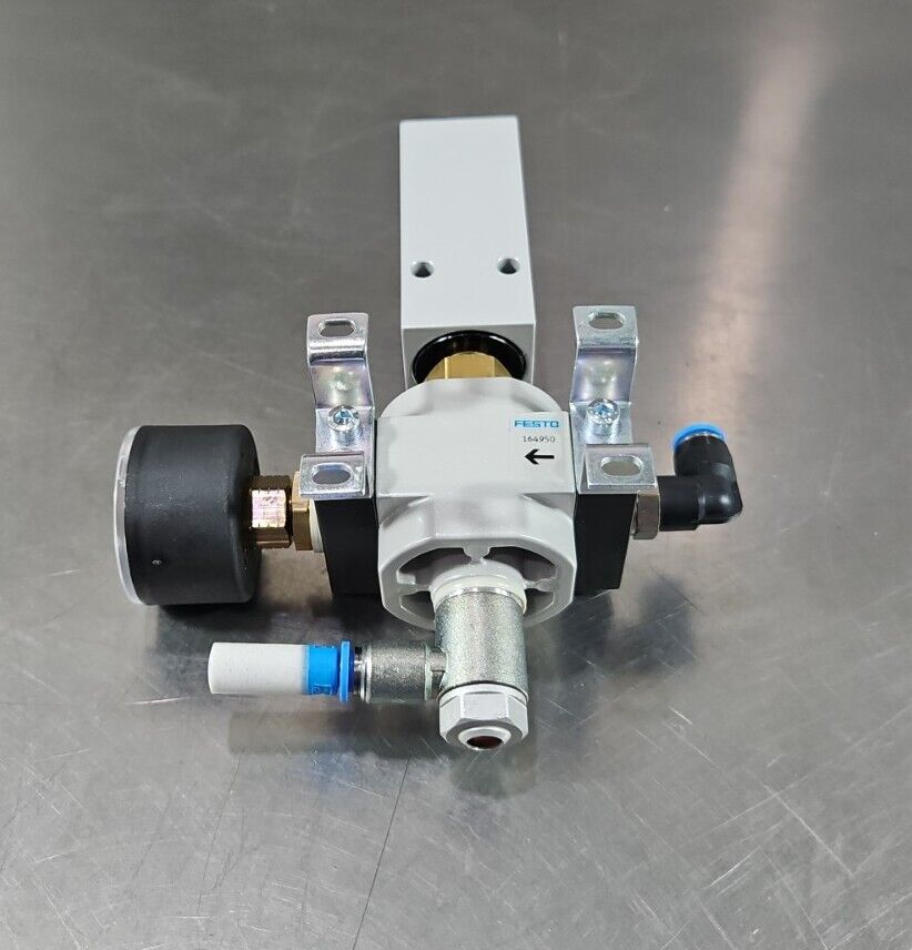 FESTO FRM D-MINI Pressure regulator + FESTO PEV-1/4-B-0D.               Loc6C-13