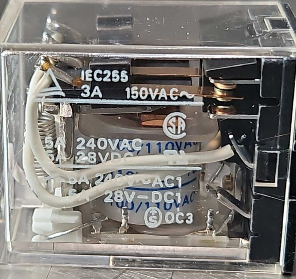 Omron MY3N-J AC110/120 Relay.                                           Loc4E-31