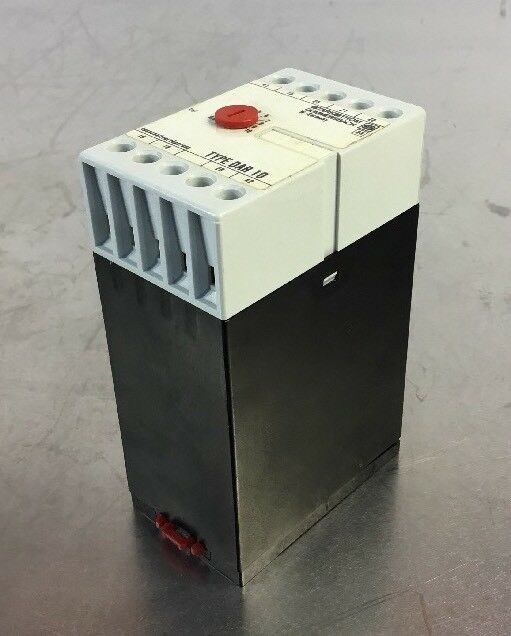 SQUARE D 9050-DAR10 Off-Delay Relay 110V 0.5-10 Sec.    4C
