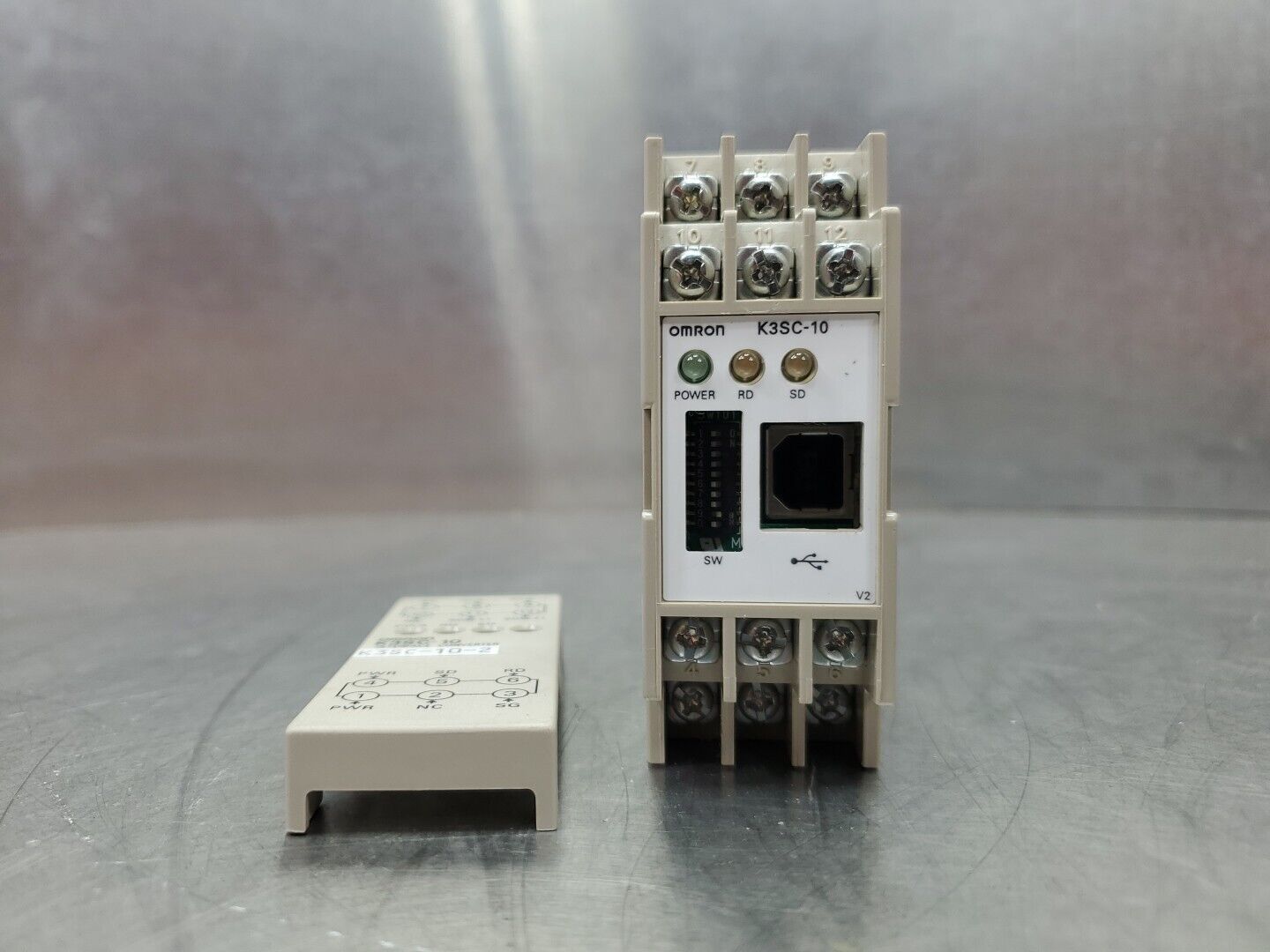 Omron K3SC-10 V2 Interface Converter.                                      3C-22