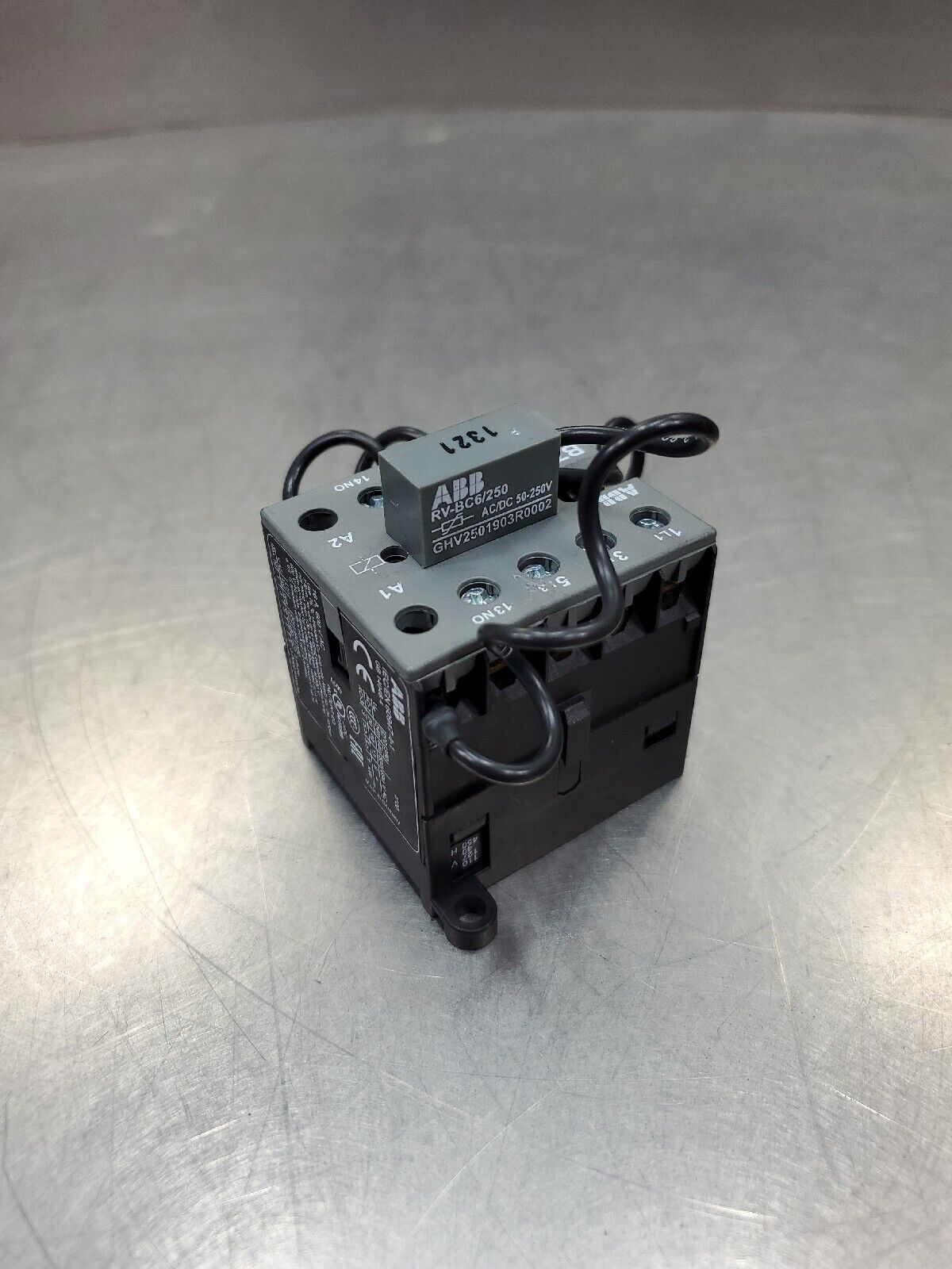 ABB B7-30-10 Contactor w/RV-BC6/250 Module.                                 4E-1