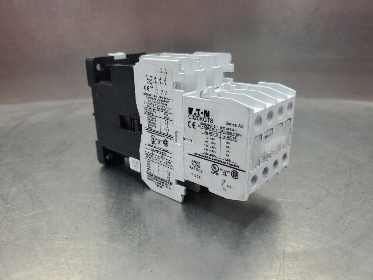 EATON C320KGT8 AUXILIARY CONTACTOR.                                         4E-7