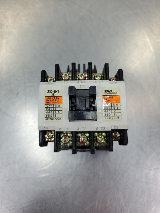 FUJI SC-5-1  110V 10HP Contactor.                                   4B-23