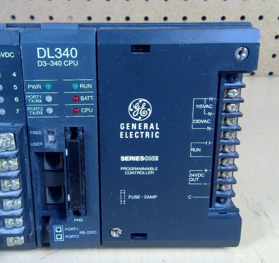 General Electric IC610CHS120A Programmable Controller / HI-Cap Power Supply   3H
