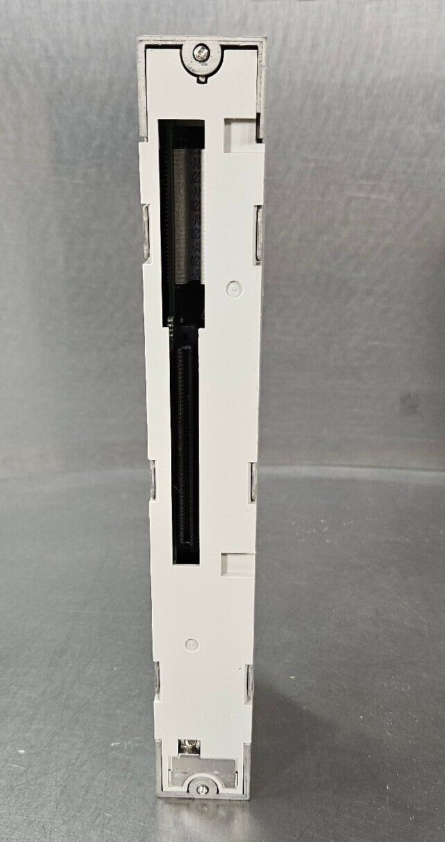 Omron CV500-IC101 I/O Controller Unit                                  Loc 3E-25