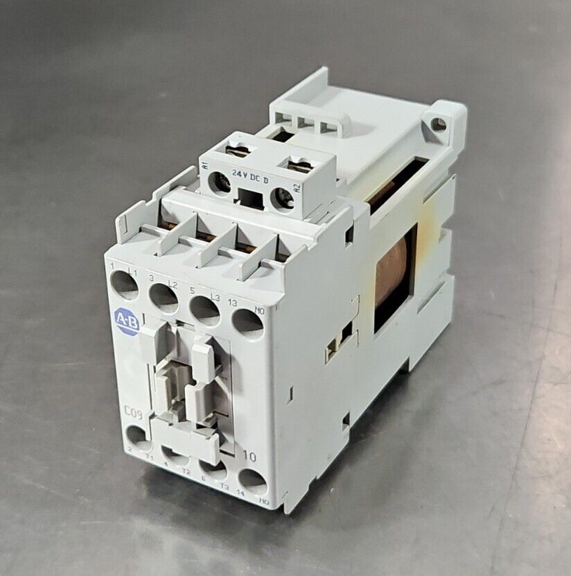Allen Bradley 100-C09D*10 Ser A Contactor                               Loc 4C-4