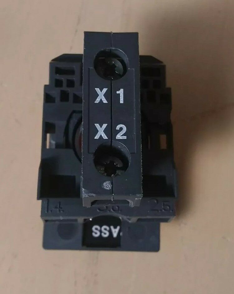 Telemecanique ZBV-6 W/ Red Illuminated Indicator Button & Name Plate          4D