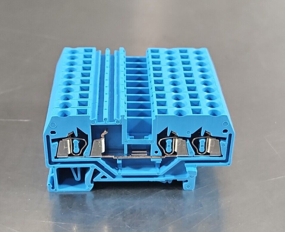 WAGO 280-684 Conductor Through Terminal Block - Lot of 58.              Loc3C-11