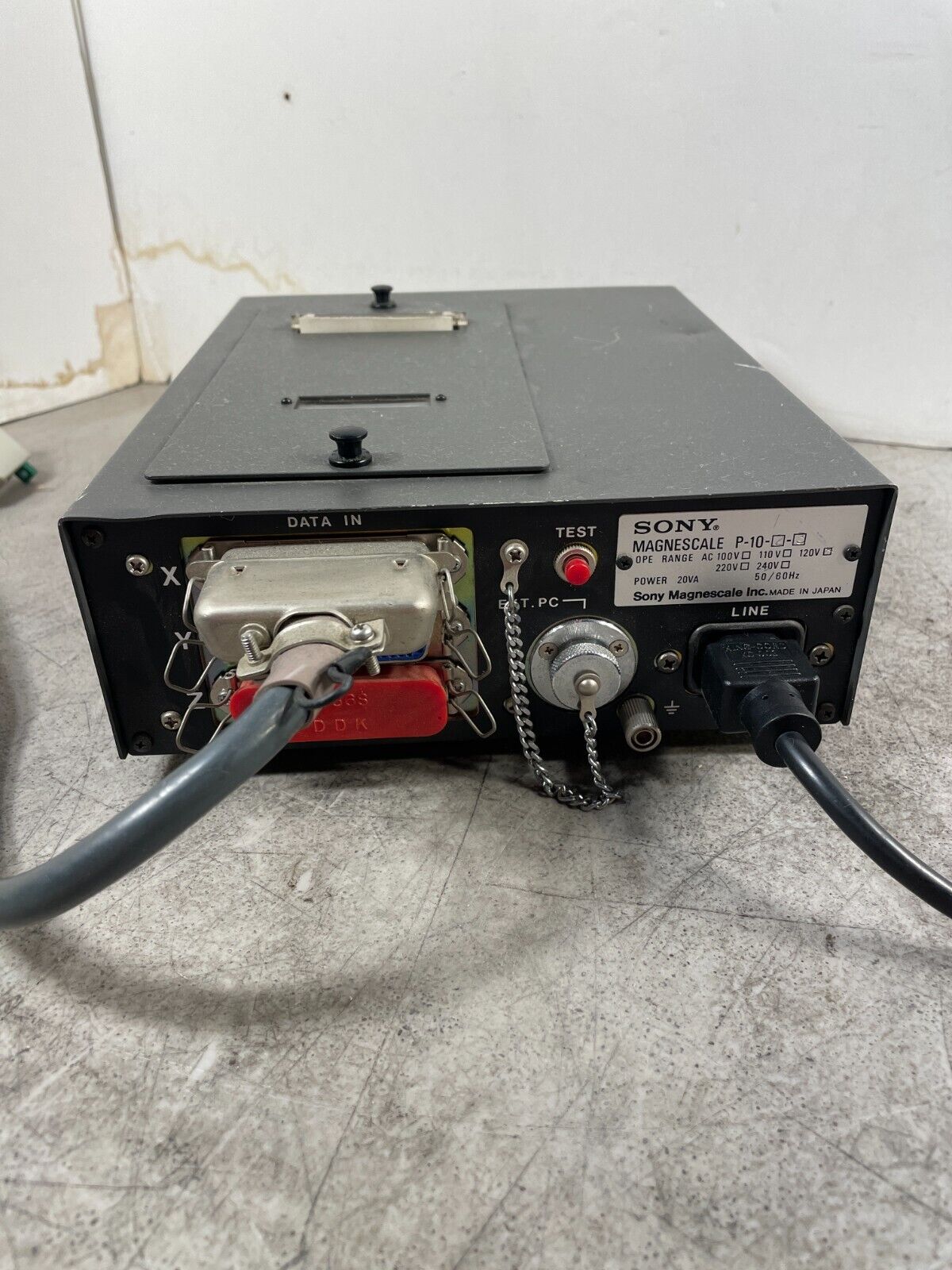 Sony Magnescale P-10 P10 Black Portable 50/60 Hz 20VA Power @2D