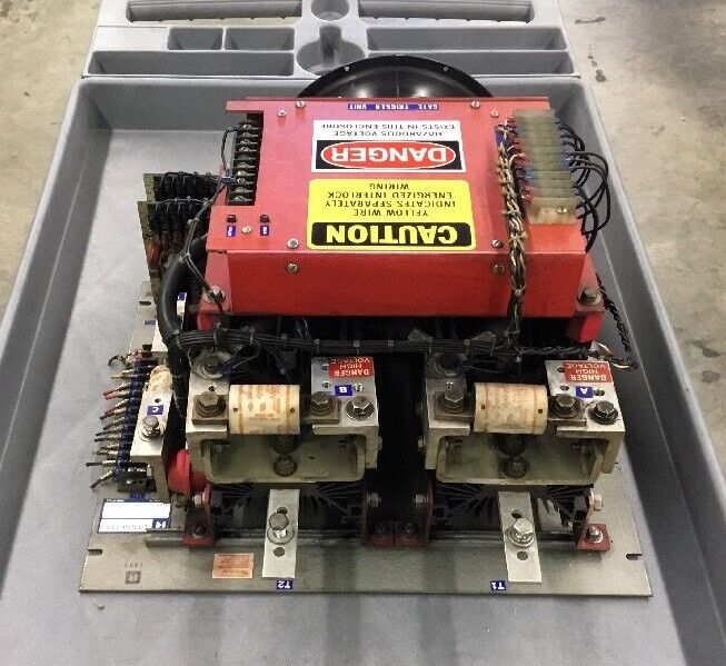ROBICON 425 089 480V 3PH 300A SCR POWER CONTROLLER.     4A
