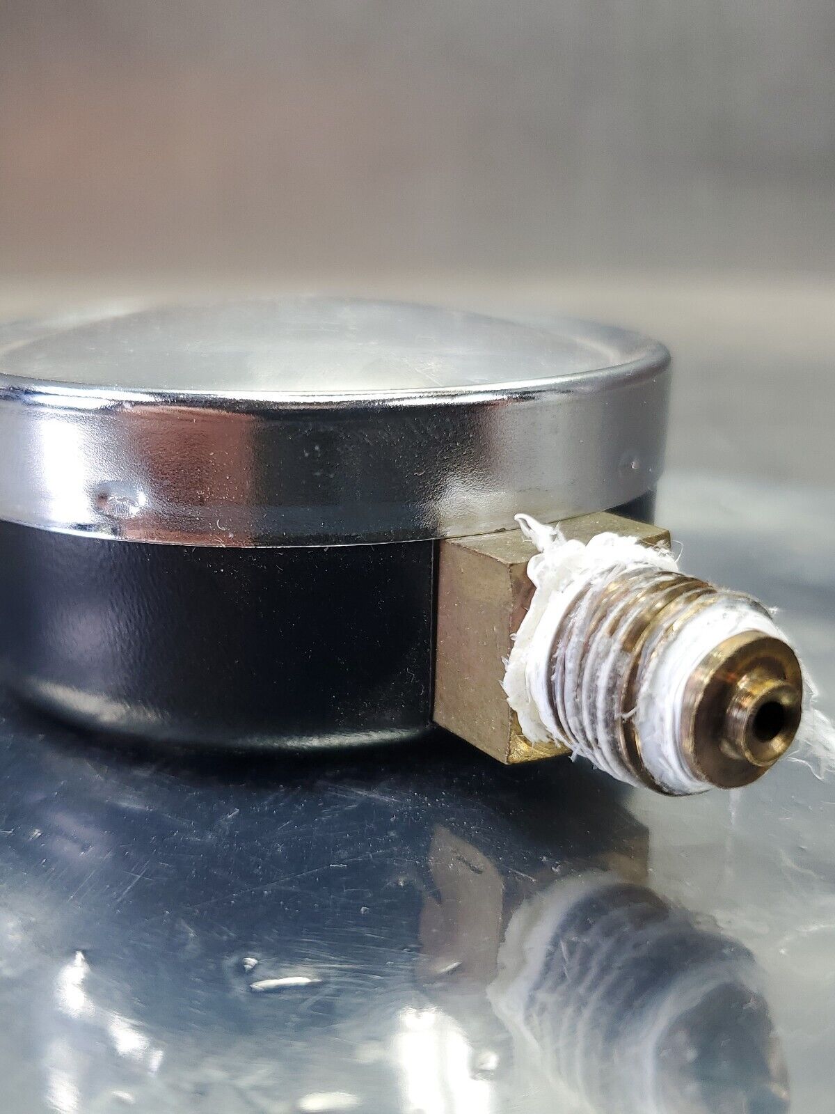 EMPEO KL1.6 PSI/BAR Gauge.                                                    6E