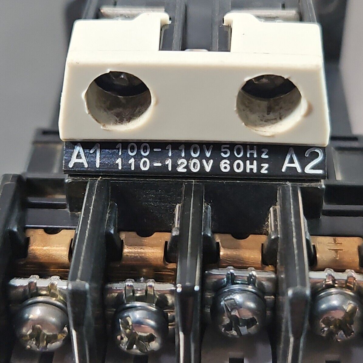 FUJI SC-03 CONTACTOR (SC11AA).                                           4C-19