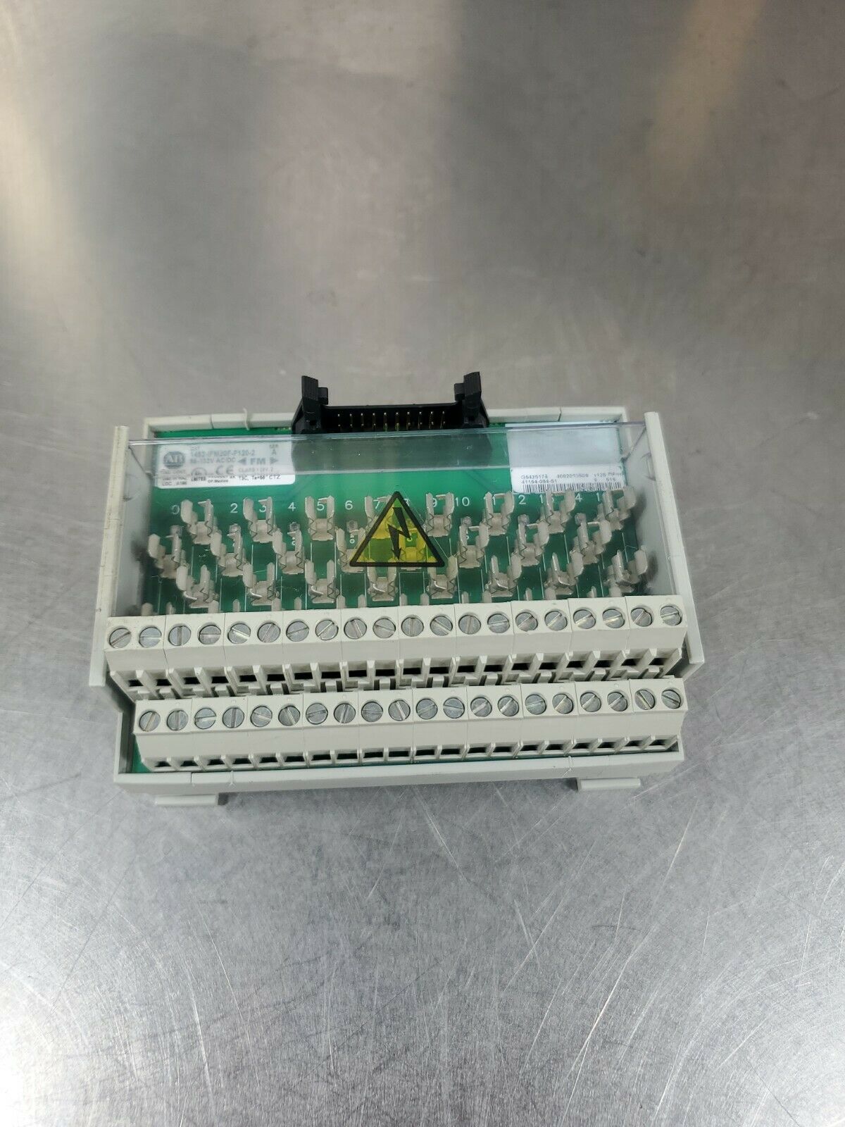 ALLEN BRADLEY 1492-IFM20F-F120-2 SER. A.                                    4E-8