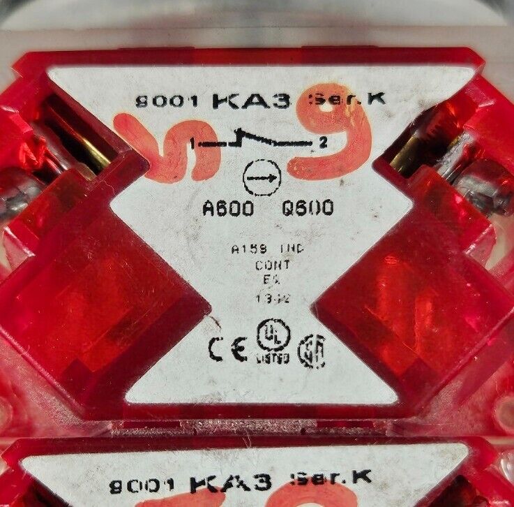 Schneider Electric NSB 9001KA3 Contact Blocks.                         Loc4C-17