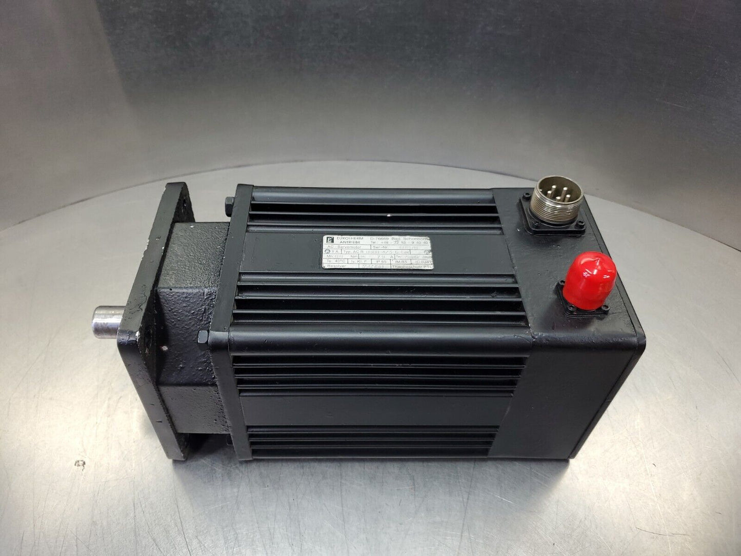 Eurotherm ACR 0880-4/3-6-GW AC Servomotor, 4000rpm.                         1-E5