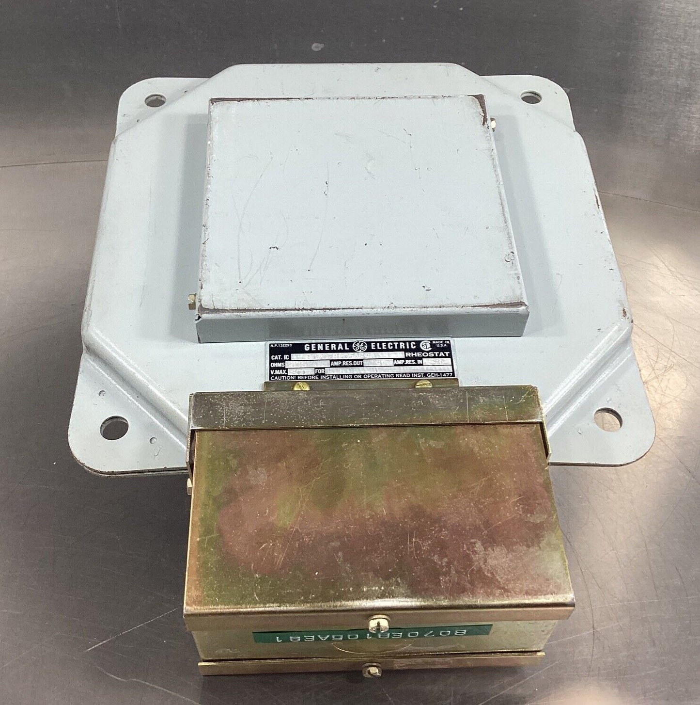 General Electric Rheostat, 600 Volt, Cat.# 8070EB105AE91  806 Ohms        4B