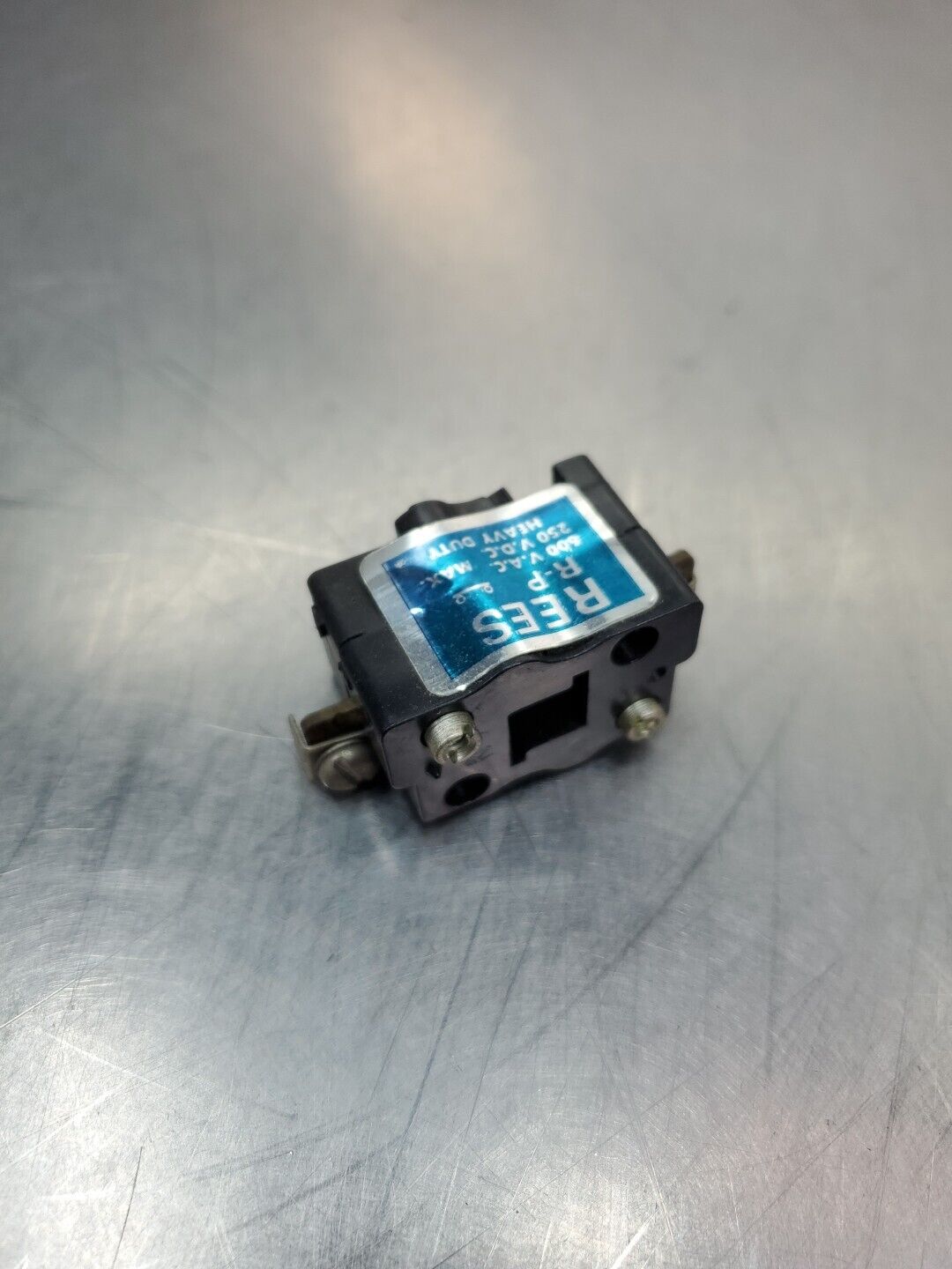 REES 40716-000 CONTROL P BLOCK.                                            4E-34