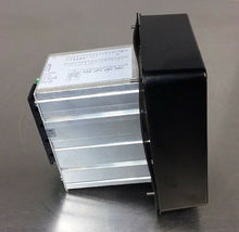 Load image into Gallery viewer, EATON EDR-3000-2A0BA1 Distribution Relay Meter Style: 65D1003G02.  2C
