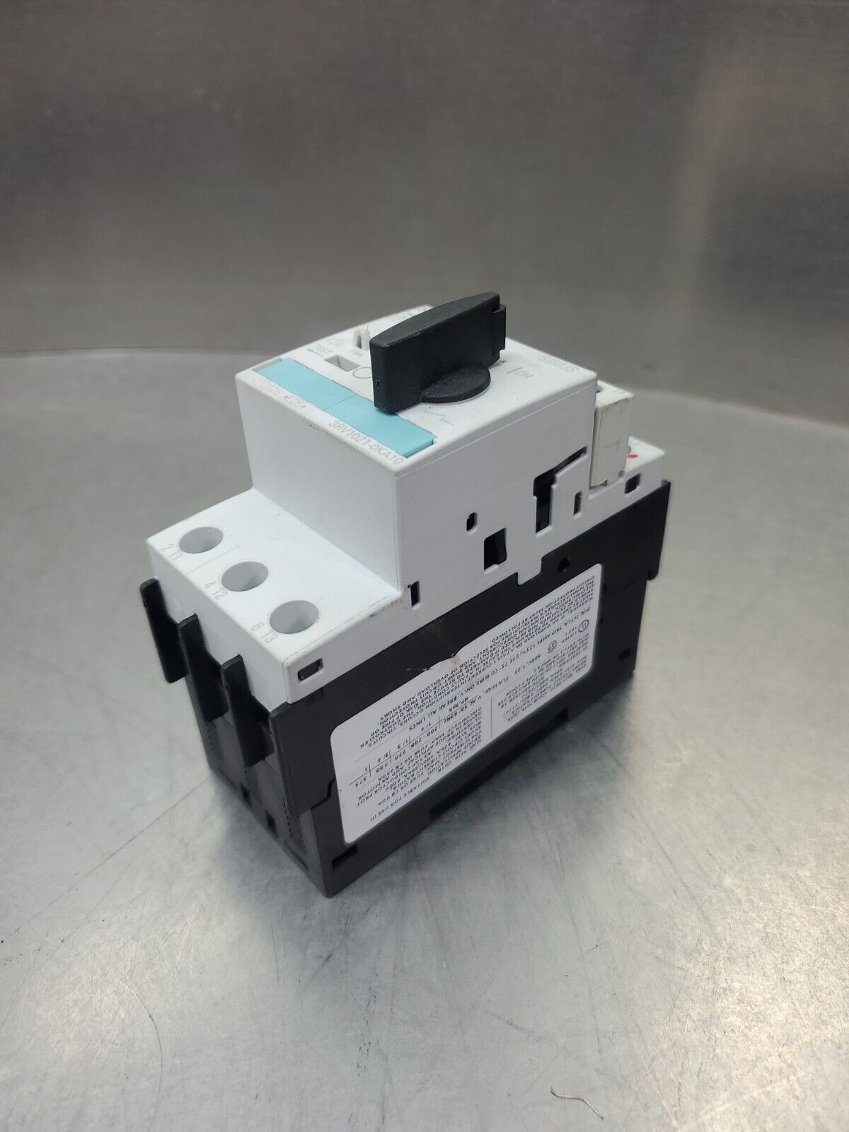 SIEMENS SIRIUS 3RV1021-0KA10 MOTOR STARTER.                                 4C-1