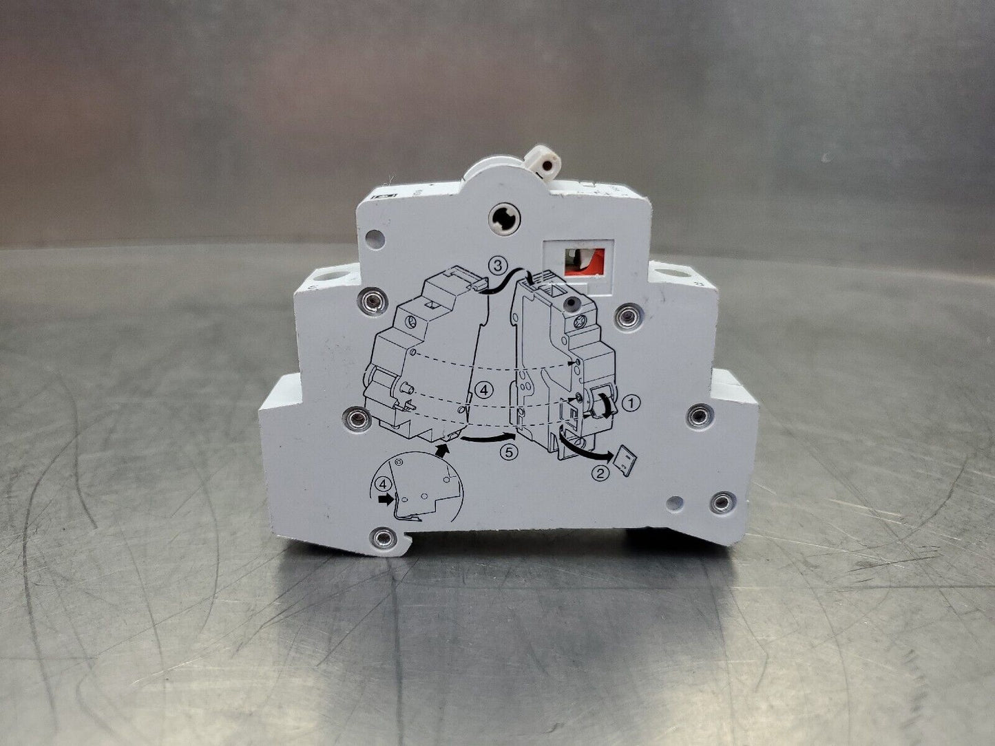 Cutler-Hammer WST415A 240-415VAC Shunt Trip Circuit Breaker.               4E-11