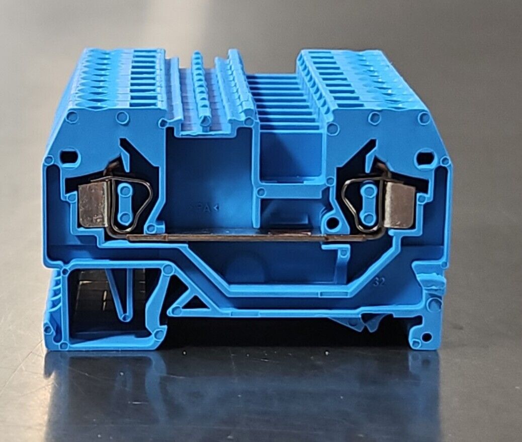 WAGO 280-904 Conductor Through Terminal Block. Box with 60. Loc 3E-48 ...