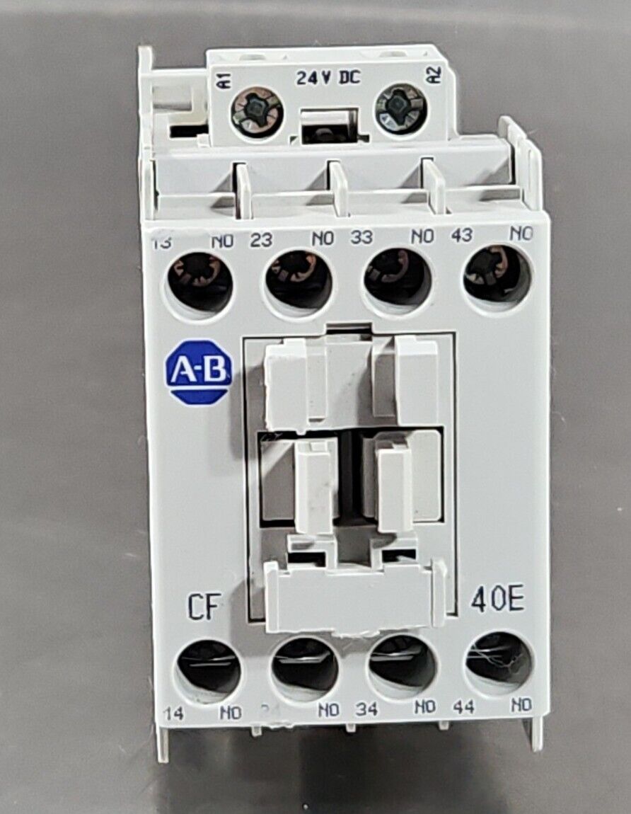 Allen-Bradley 700-CF400Z* Ser A Industrial Control System.               4D-17.